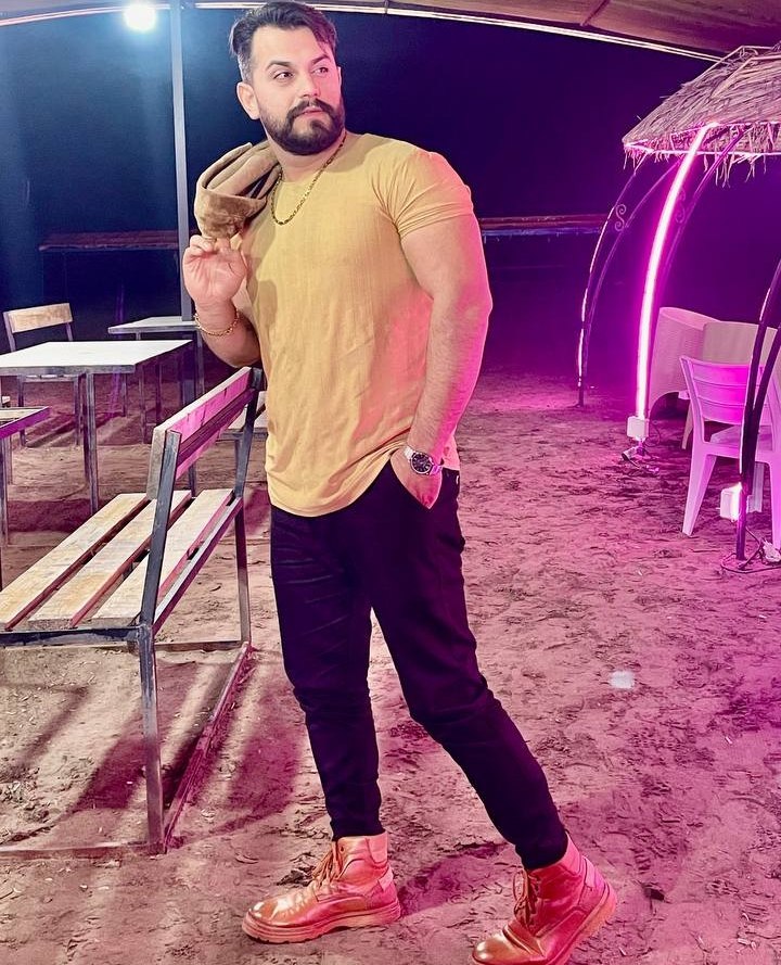 دانلود آهنگ بنام دلبر چریکی با صدای حسن حسینی